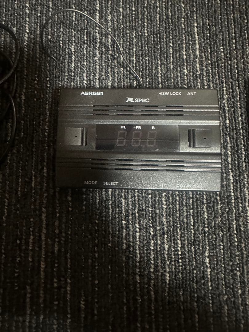 クラウンマジェスタ URS206 UZS207用エアサスペンションコントローラー