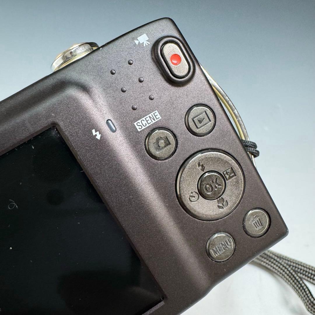 美品 Nikon COOLPIX S3300 コンパクトデジタルカメラ ゴールド