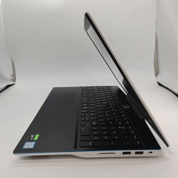 GTX1650 SSD1TB フルHD 15 デル i7-9 16GB オフィス