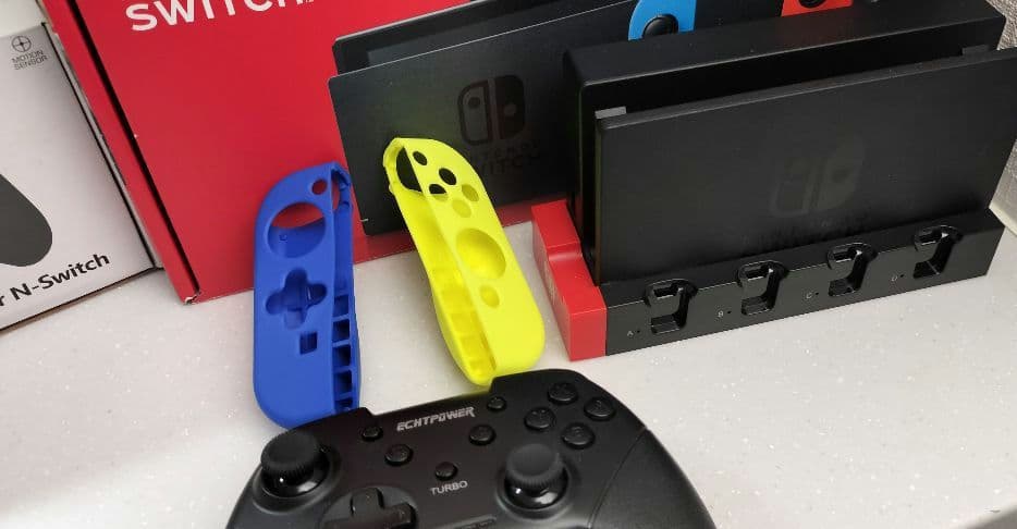 Nintendo Switch 青・赤 本体 ＋　付属品付き