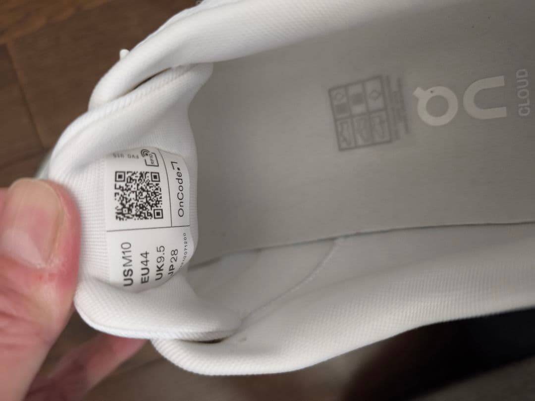 On cloud6 28cm 新品未使用　クラウド6