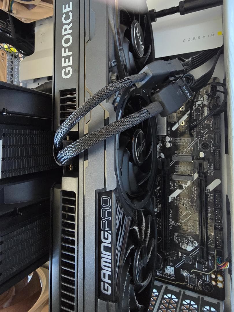 グラフィックボード・グラボ・ビデオカード RTX 5070 PALIT GeForce RTX 5070 AI