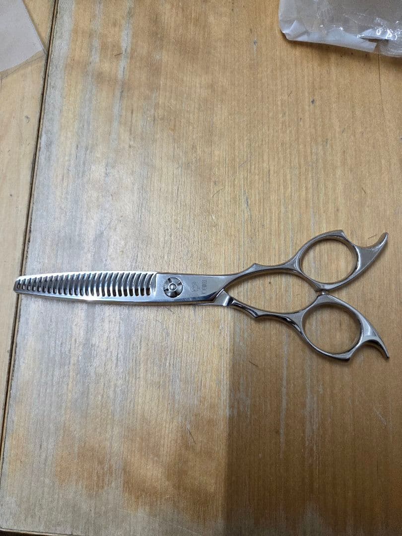 ガ*ト様 JOEWELL 質感・毛量調整用セニング25%セニングシザー