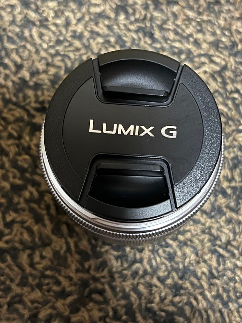 Panasonic 35-100mm ズームレンズ