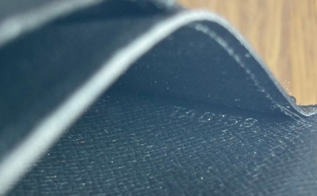 【再度値下げました】ルイヴィトン 長財布 メンズ タイガ