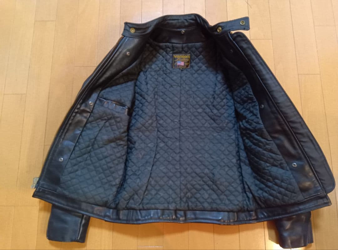 だ*け様 美品VANSONバンソンシングルライダース34黒ブラックTYPEBタイ