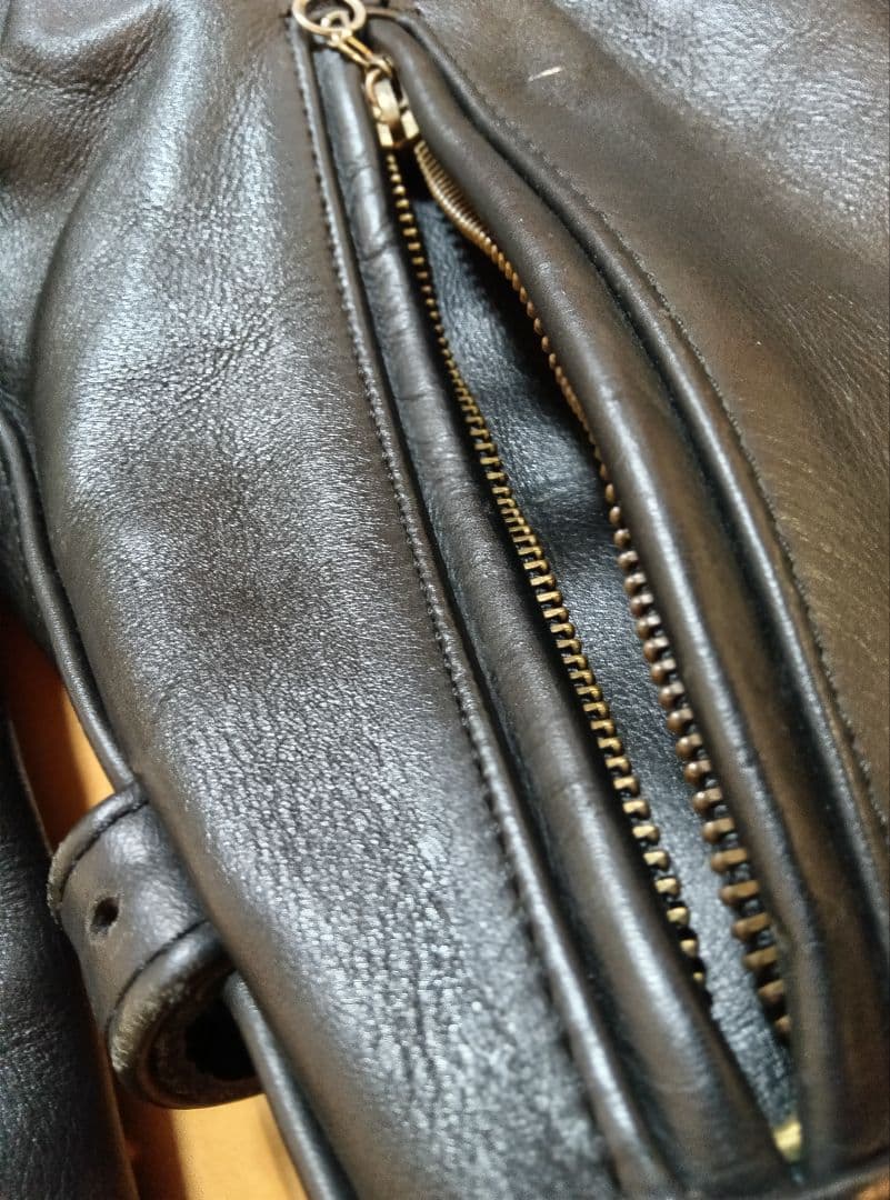 だ*け様 美品VANSONバンソンシングルライダース34黒ブラックTYPEBタイ