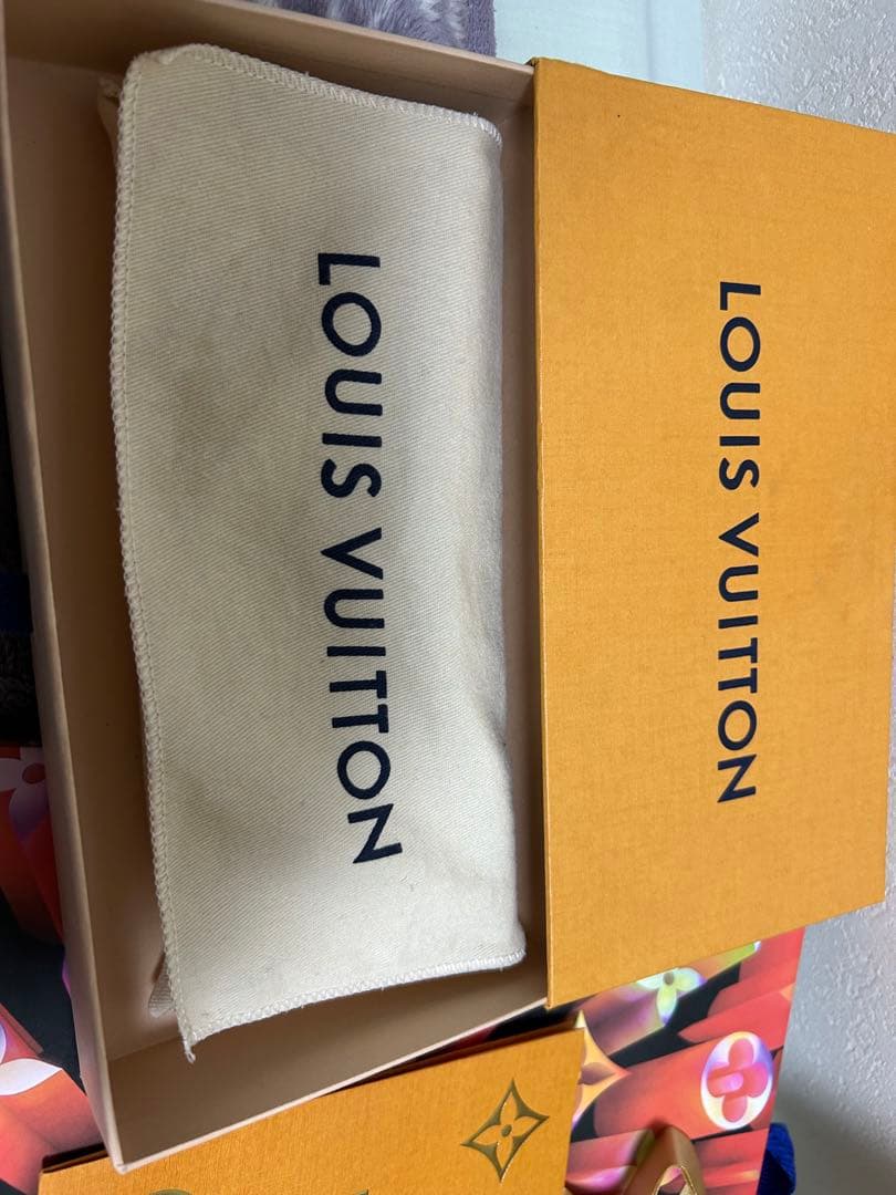 Louis Vuitton エクリプス　長財布