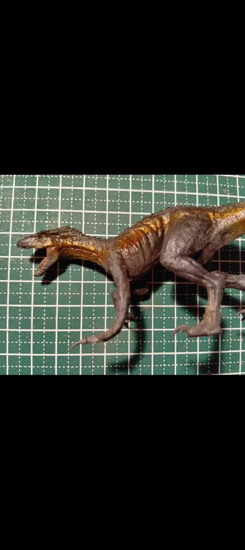 インドラプトル　ガレージスタチュー　ジュラシック　特注