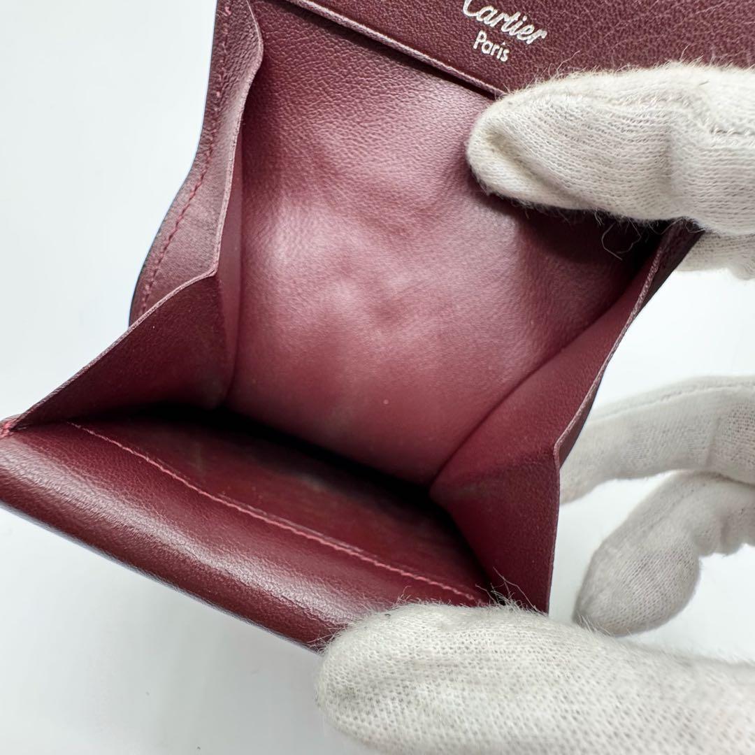 カルティエ ケース　マストドゥ　財布　ウォレット 黒　ブラック　レザー