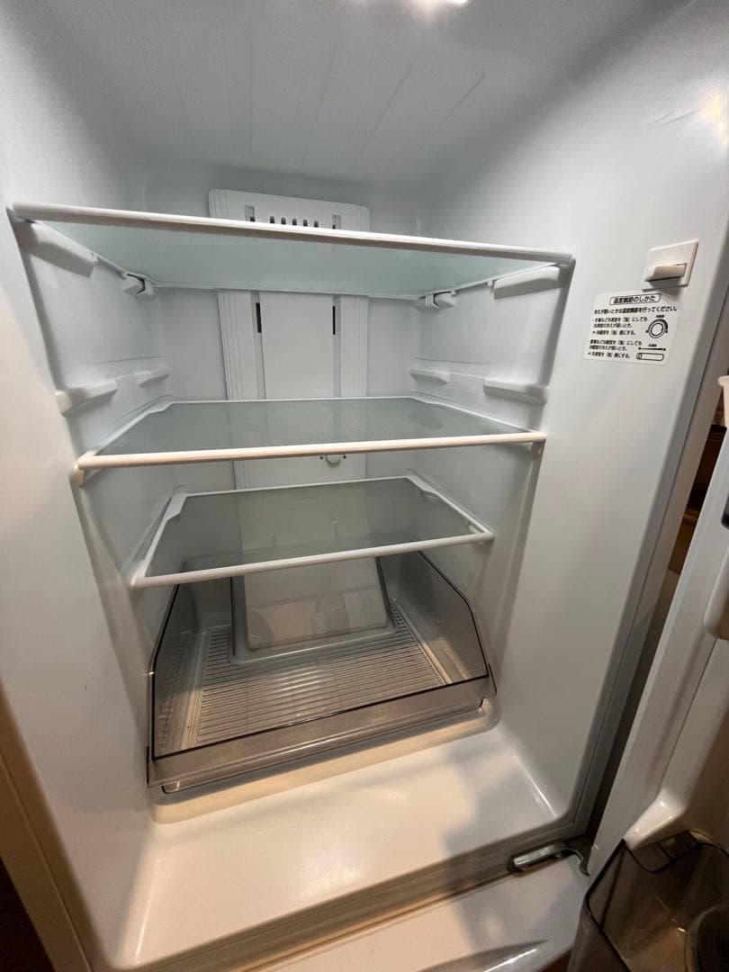 【美品】TOSHIBA 冷蔵庫 GR-U15bs 153L 2023年製