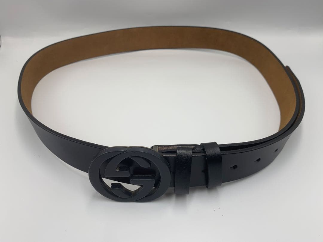 【美品】グッチ　GUCCI ダブルGロゴ ブラックレザーベルト　メンズ P55