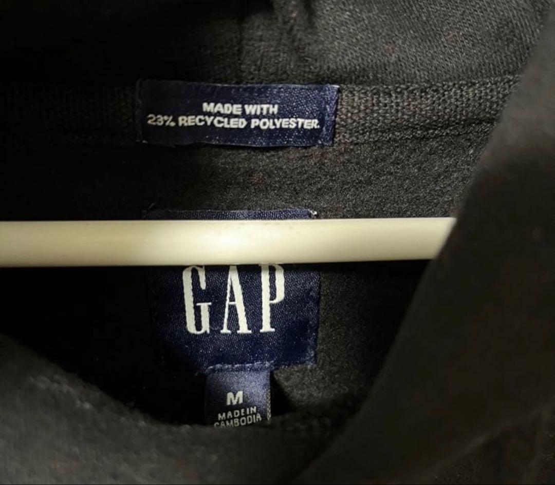 即完売品　GAP×ドラゴンクエスト パーカー M 黒　キラーマシン