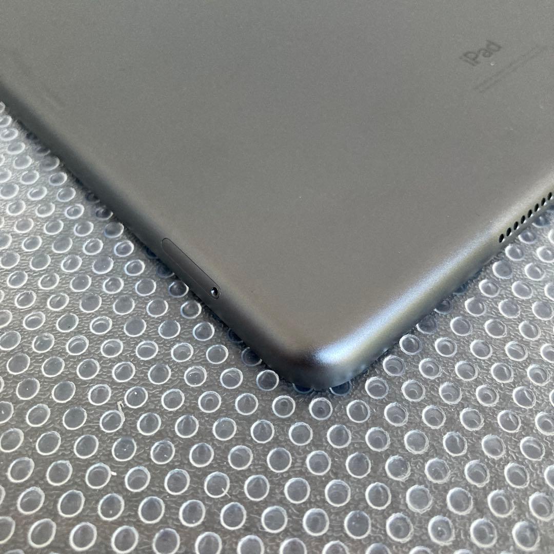 3135【早い者勝ち】iPad7 第7世代 32GB SIMフリー☆
