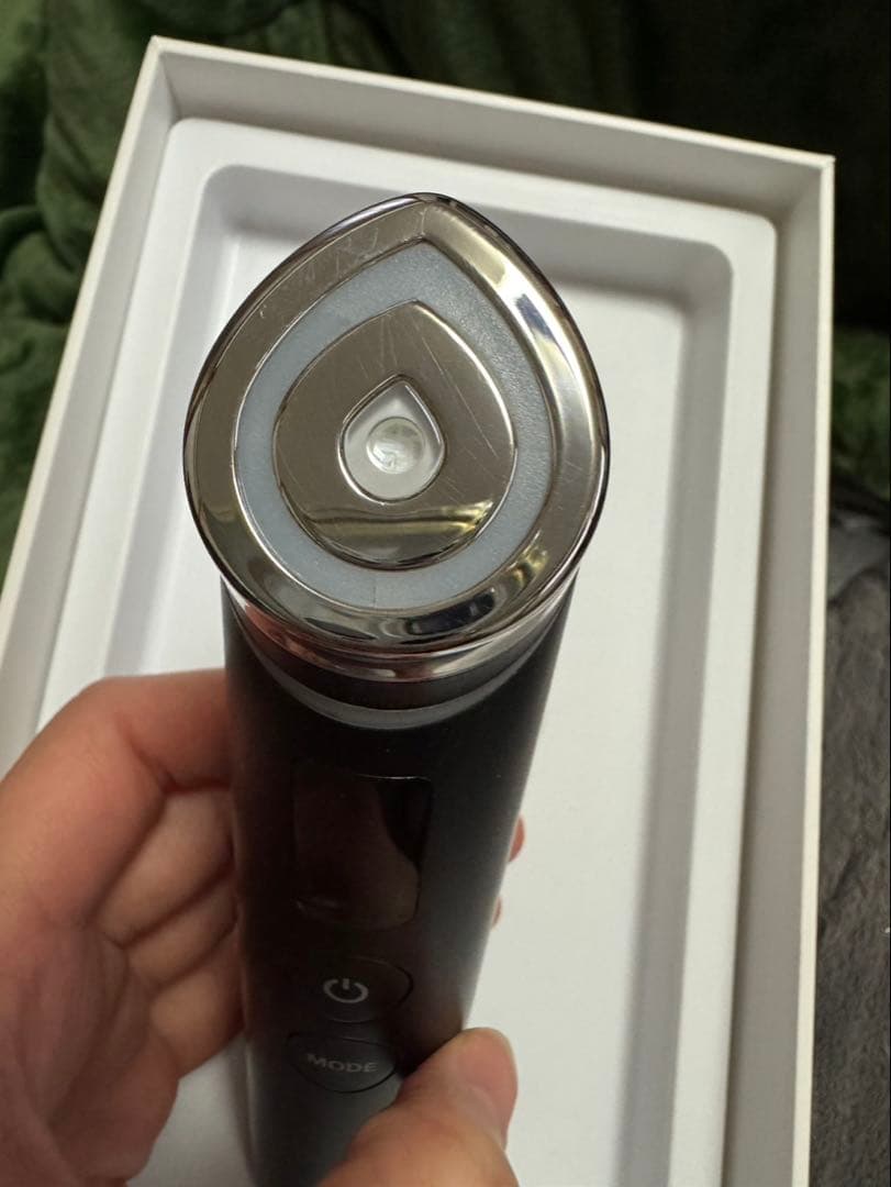 メディキューブ ブースタープロ　セラム　美顔器