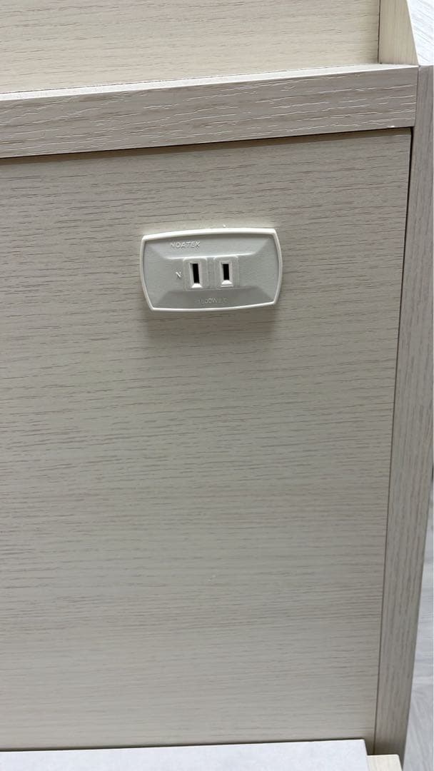 ミルク　ニトリ　セミダブルベッドフレーム（ジオ チェスト40J WW