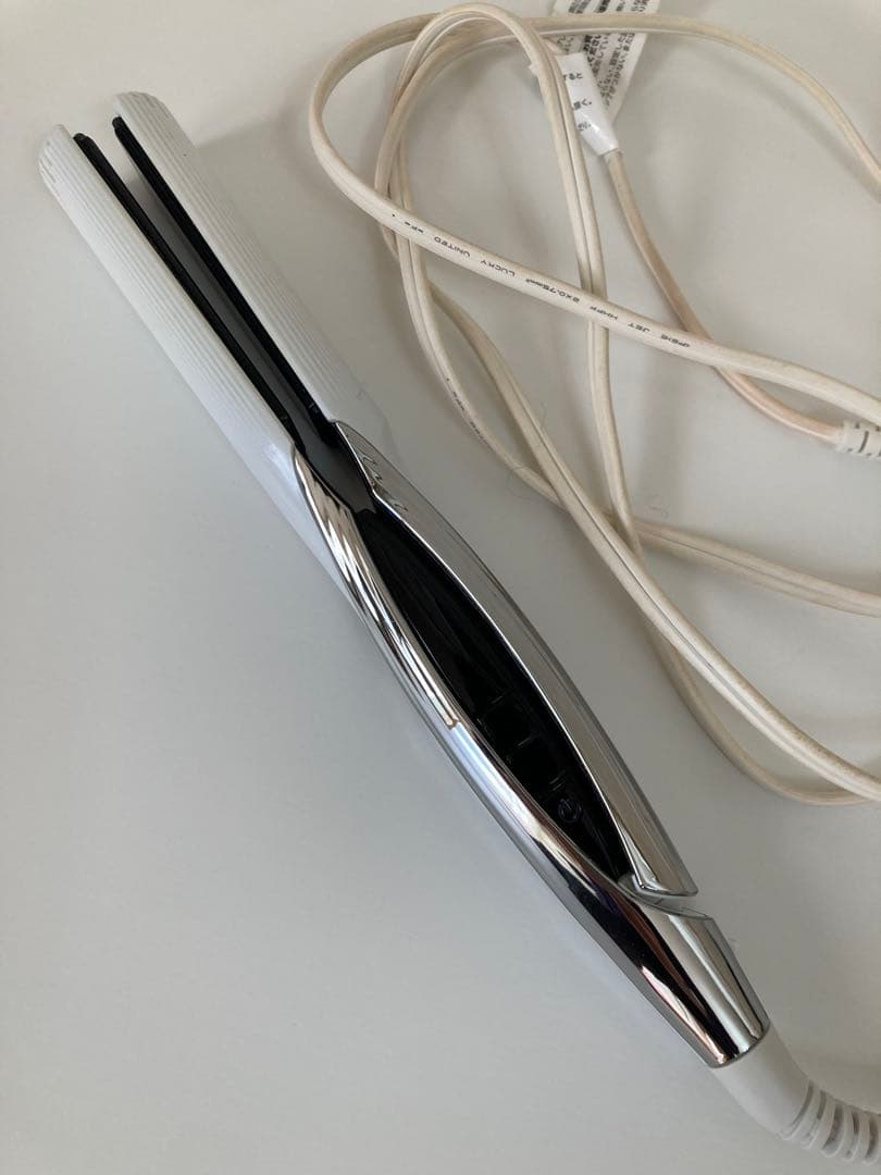 ReFa BEAUTECHリファストレートアイロン