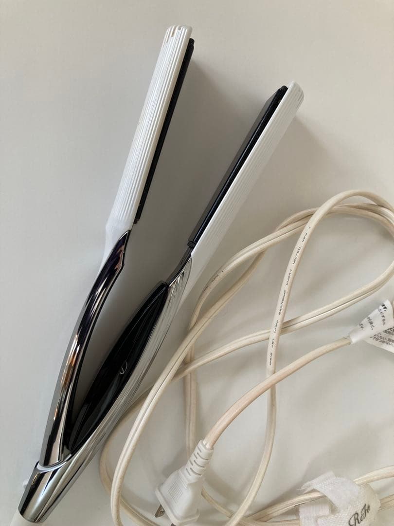 ReFa BEAUTECHリファストレートアイロン