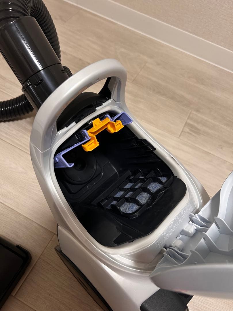 24年製　三菱 キャニスター掃除機 TC-FM2D 純正紙パック3枚付き