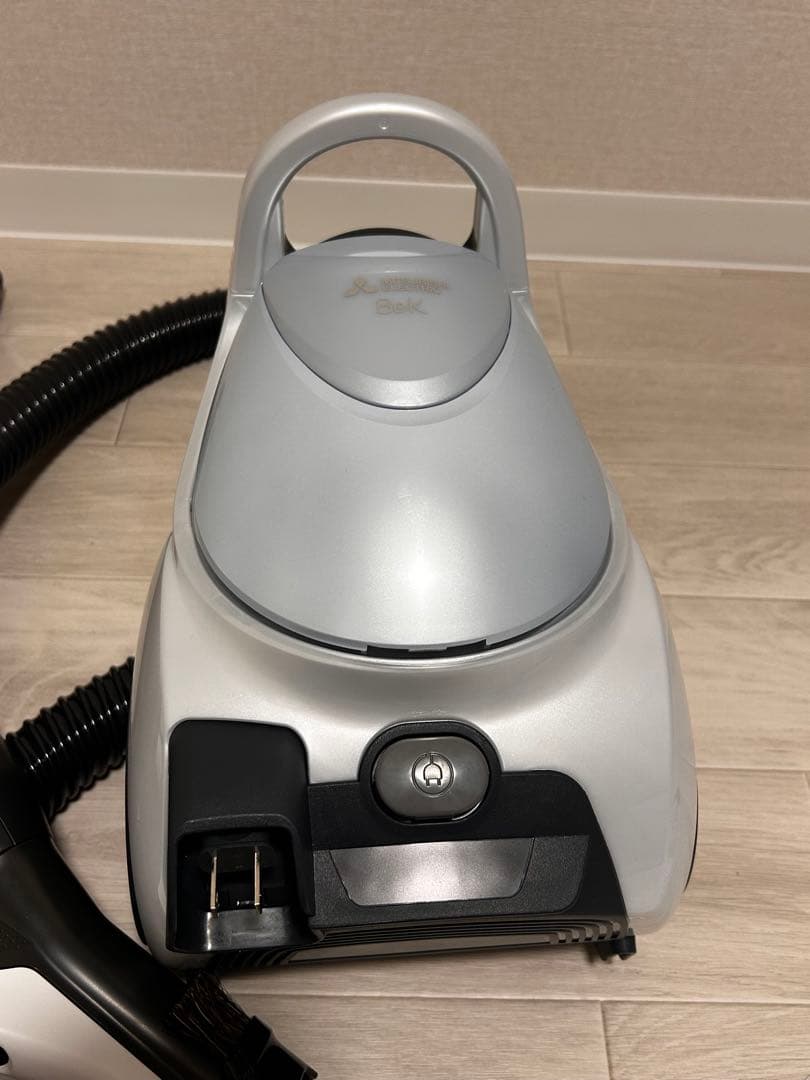 24年製　三菱 キャニスター掃除機 TC-FM2D 純正紙パック3枚付き