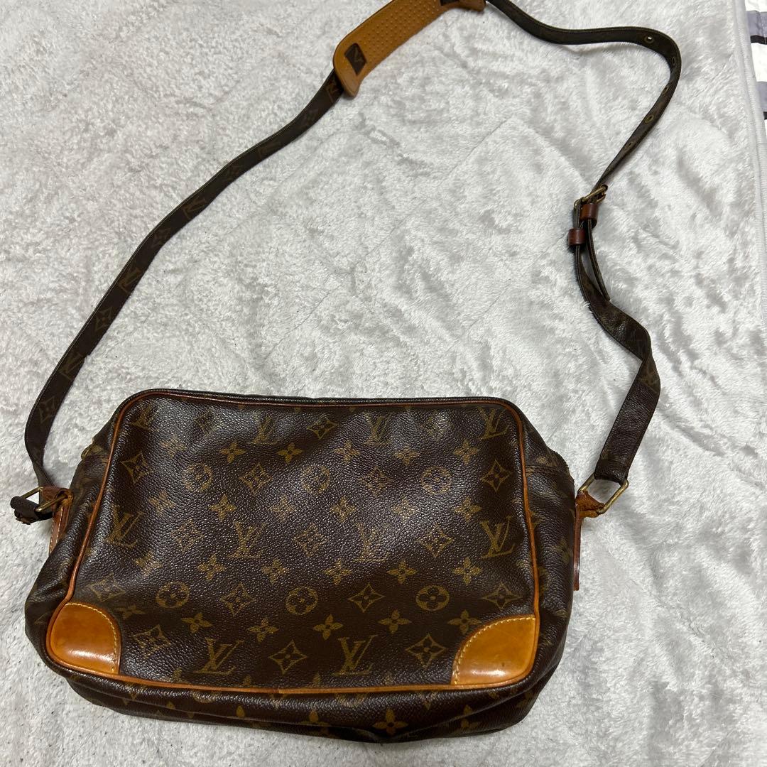 ヴィトン　バック