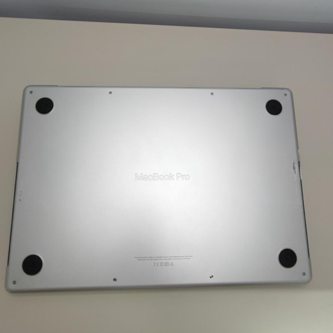 MacBook本体 MacBookPro2021 Apple M1Pro 16GB 512GB14\"