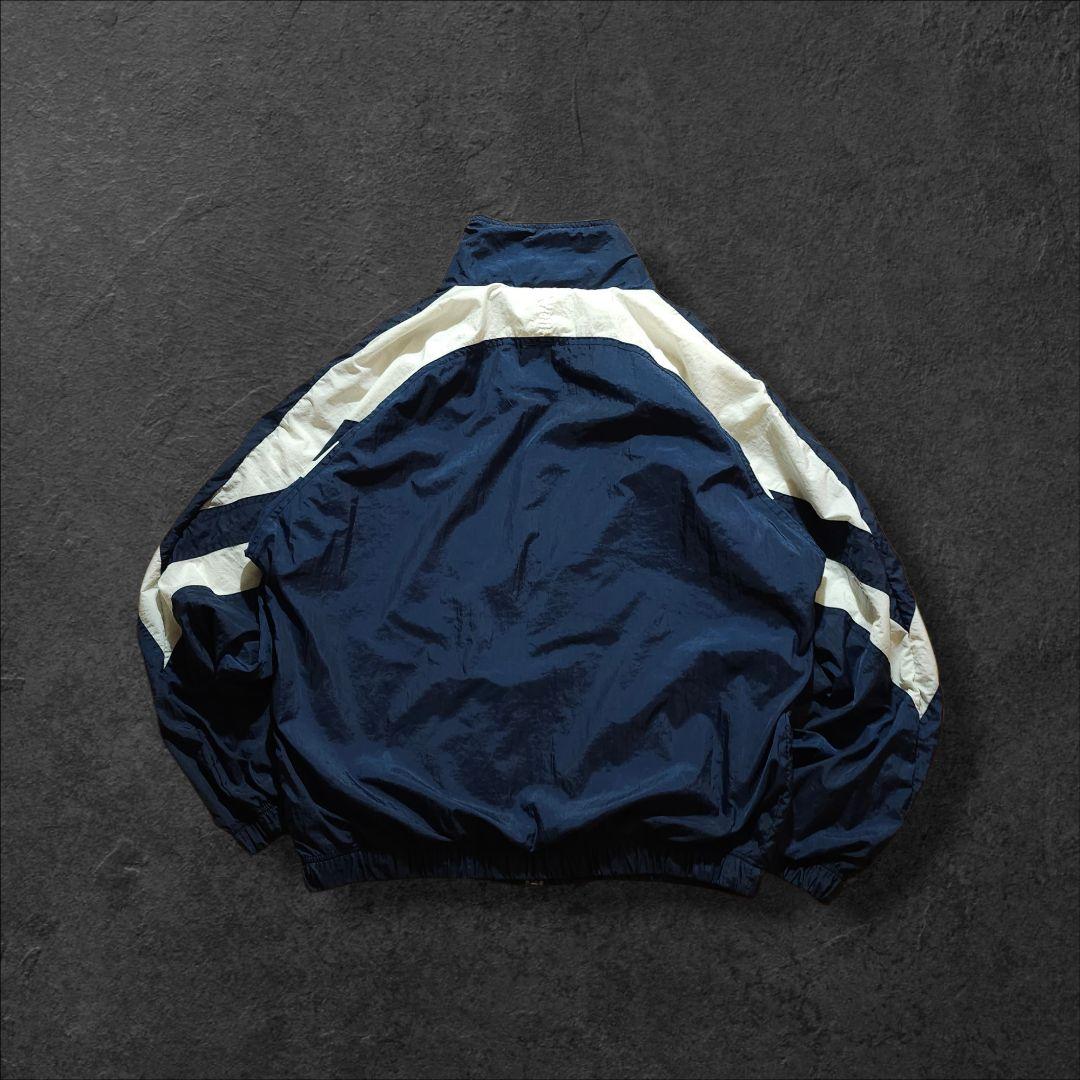 90s UMBRO アンブロナイロンジャケット 刺繍ロゴ 単丈 太アーム