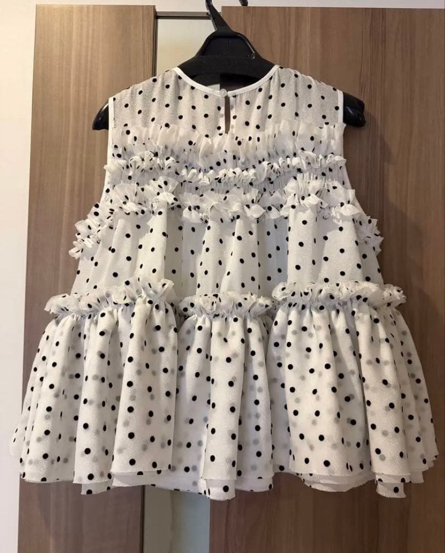 shéller シェリエ　Dot organdy flare tops