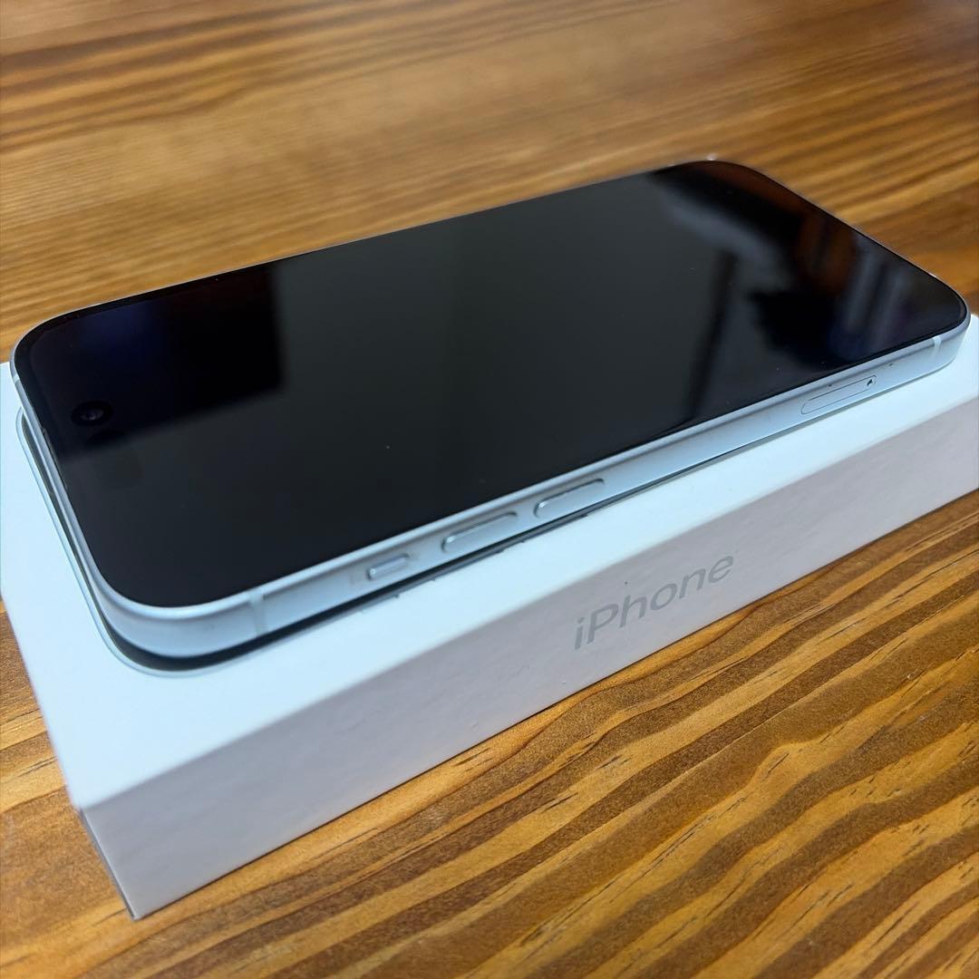 iPhone15 128MB ブルー