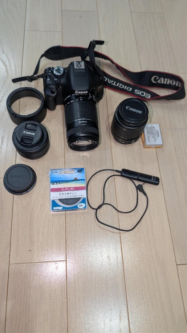 Canon EOS Kiss X5 単焦点＋Wズーム＋おまけ多数-豪華8点セット