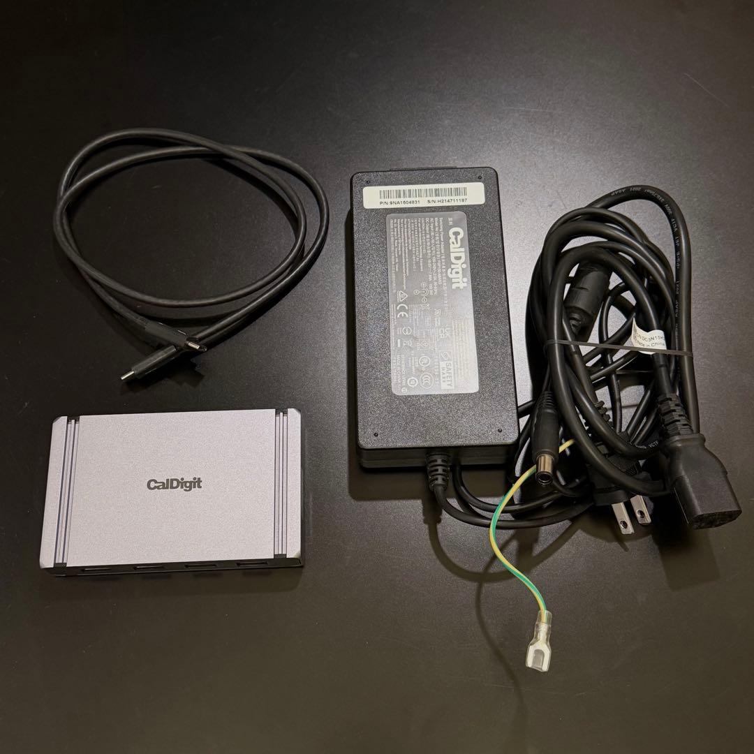 分配器・切替器 CalDigit Thunderbolt 4 Element Hub
