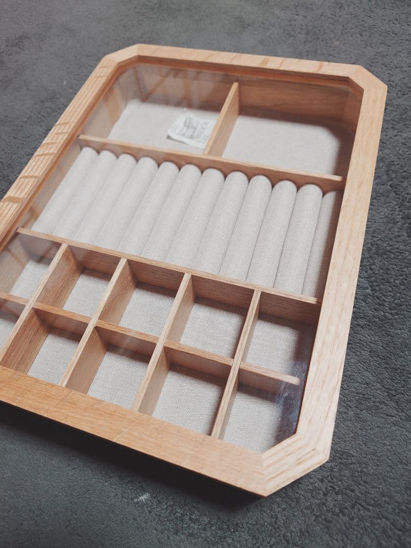 ZARAウッドジュエリーボックス