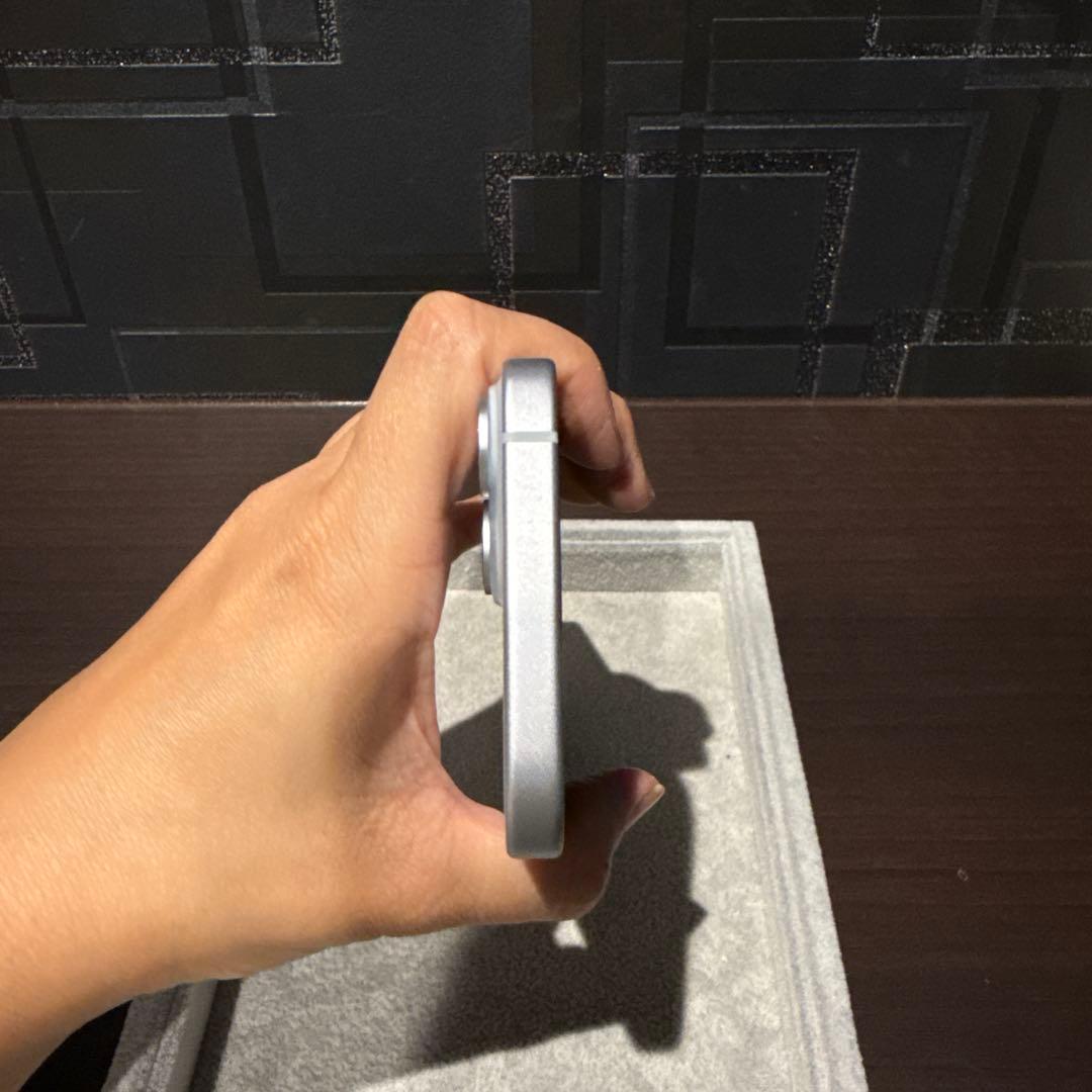 iPhone 15 128GB ブルー