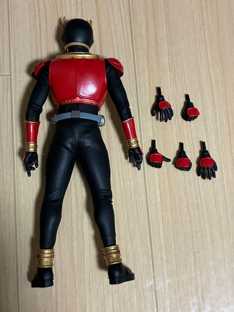 RAH仮面ライダークウガDeluxe Type2009