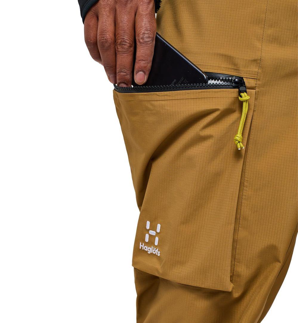 ホグロフス　ヴァッシ　ゴアテックスプロ　ジャケット＆ビブパンツ