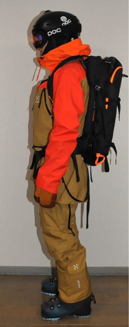 ホグロフス　ヴァッシ　ゴアテックスプロ　ジャケット＆ビブパンツ