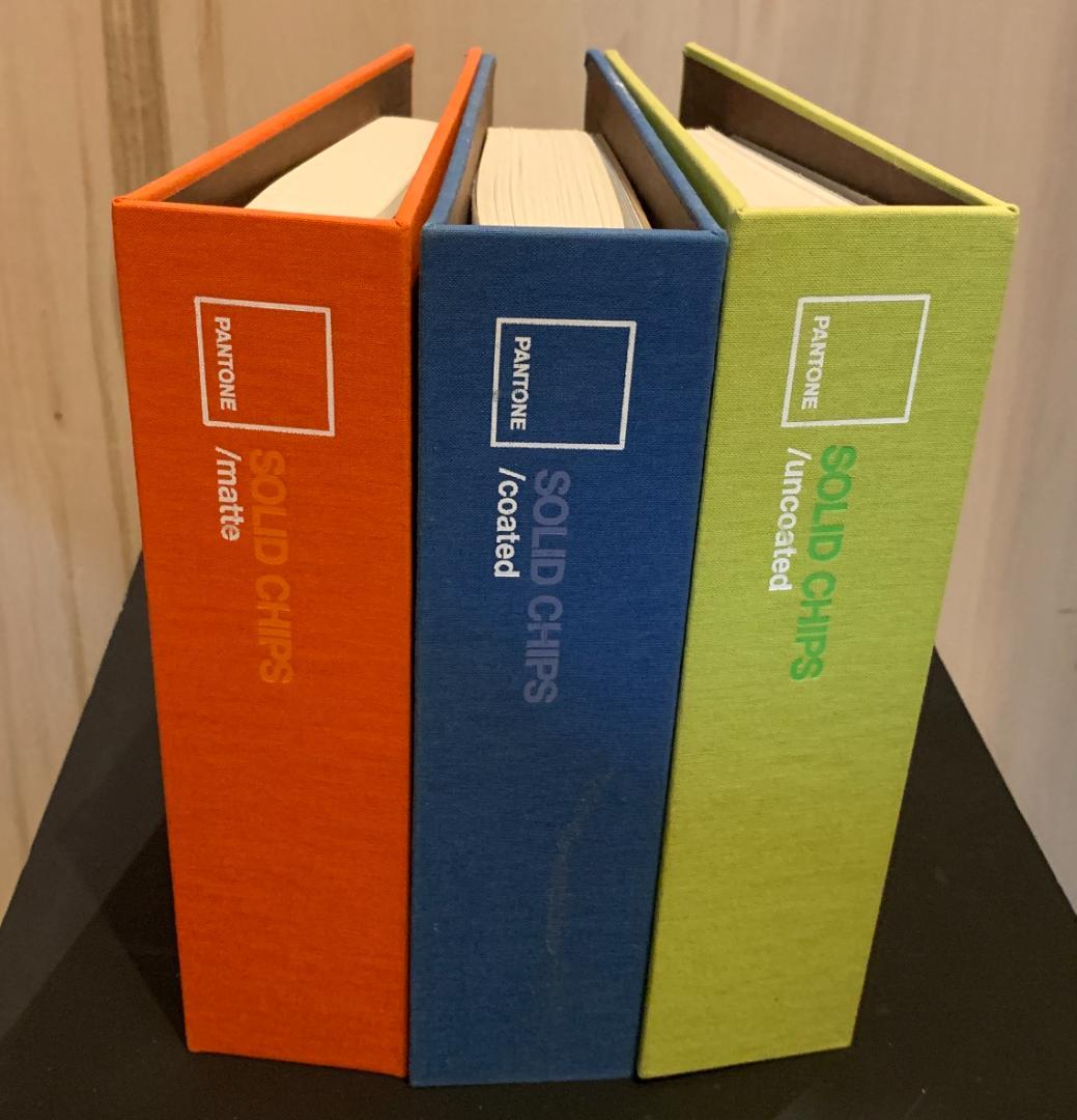 パントーン色見本 ３冊セット PANTONE solid chips