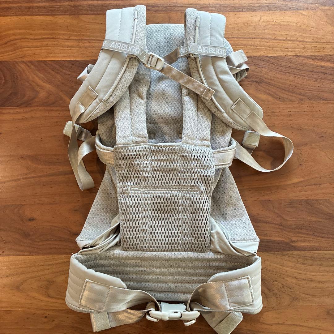 AIRBUGGY メッシュ抱っこ紐 ベージュ