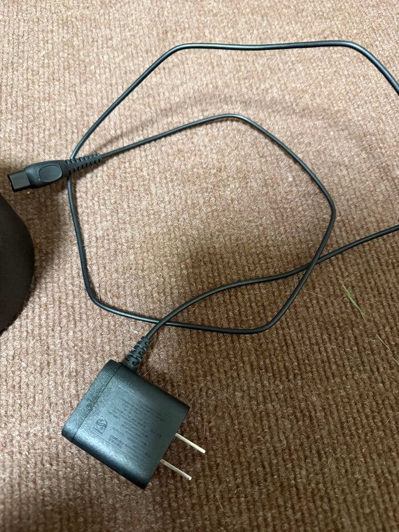 Philips 電気シェーバー 9000シリーズ収納ケース・充電スタンド付き