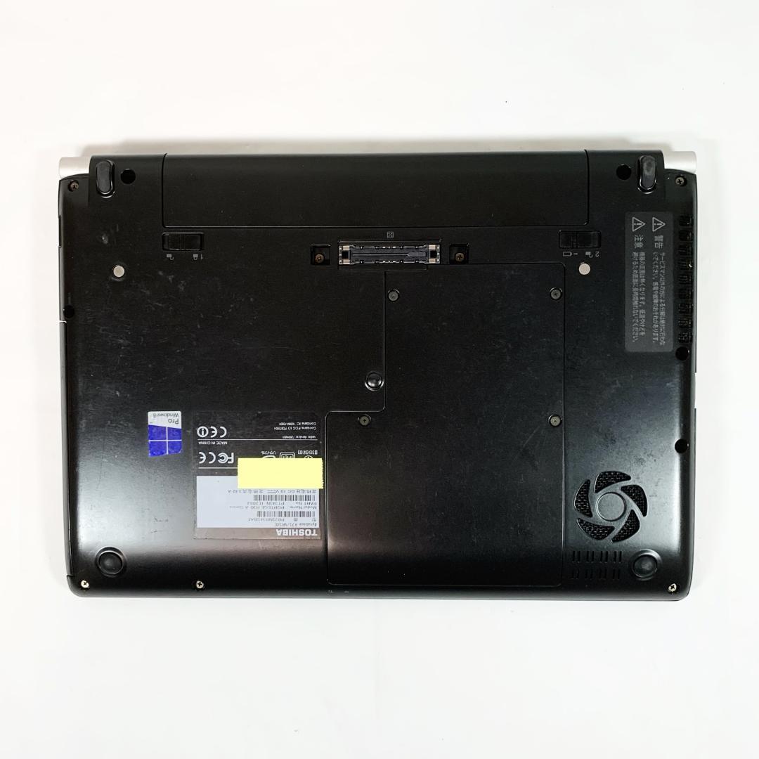 【オフィス付き】ノートパソコン／赤　Windows11　新品SSD／Webカメラ