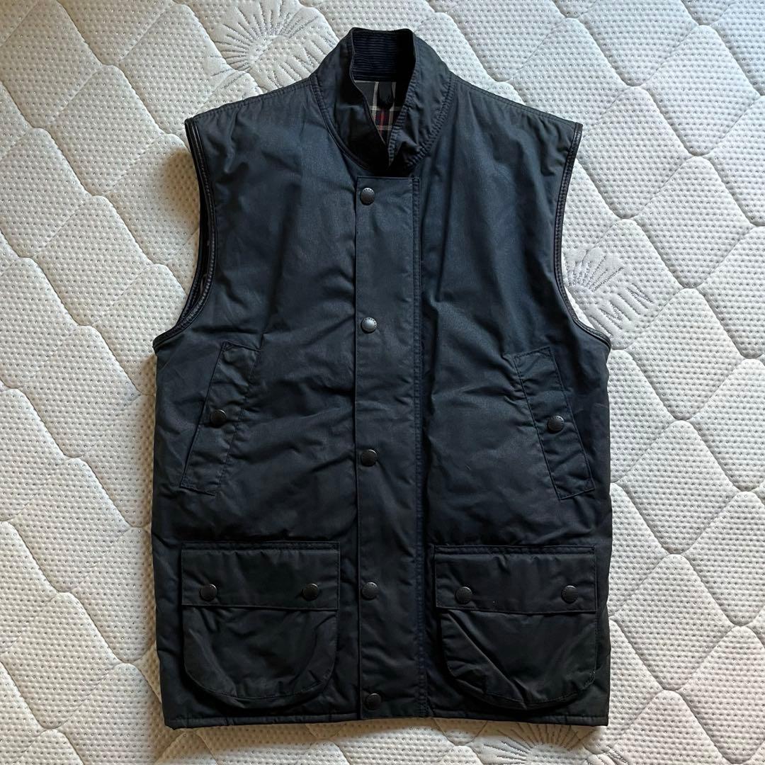 美品 Barbour オイルドベスト ネイビー S イングランド 2ワラント
