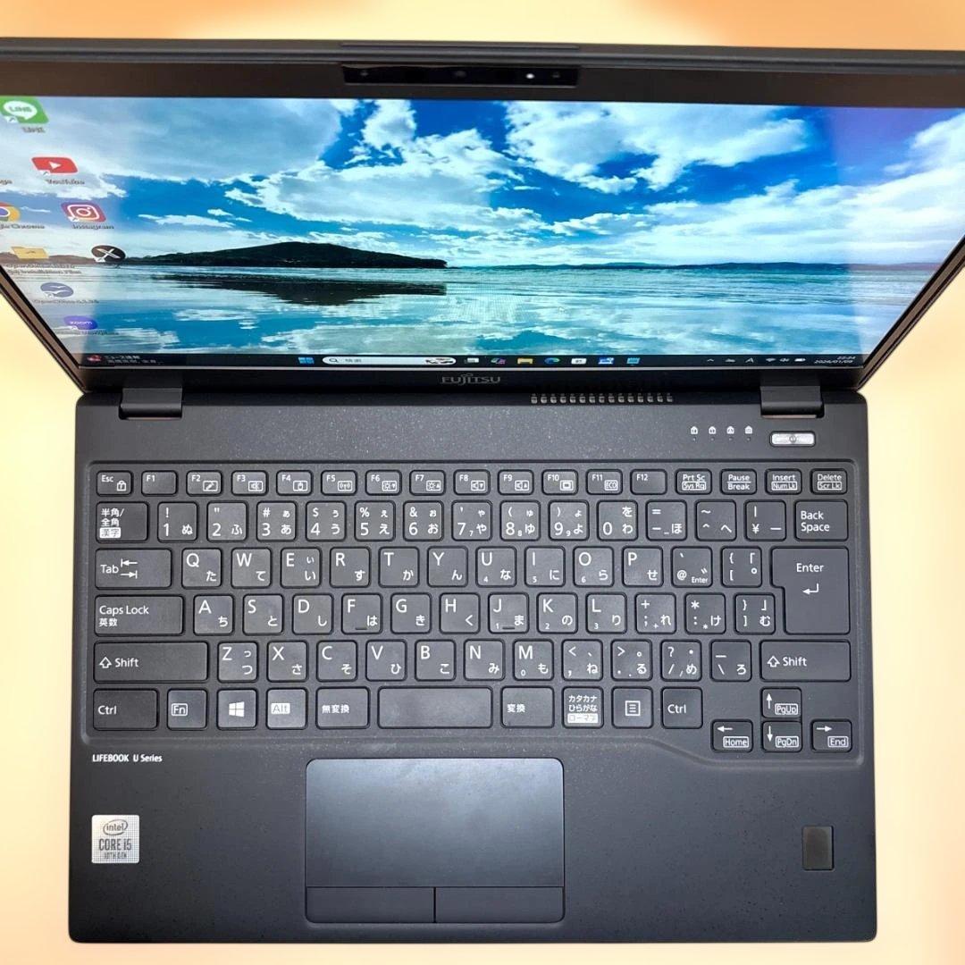 美品 富士通 高速パソコン i5第10世代 8GB SSD256GB カメラ付