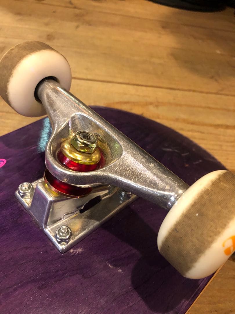 専用品　　サンタクルーズ　スケートボード　8×31.28インチ　スケボー