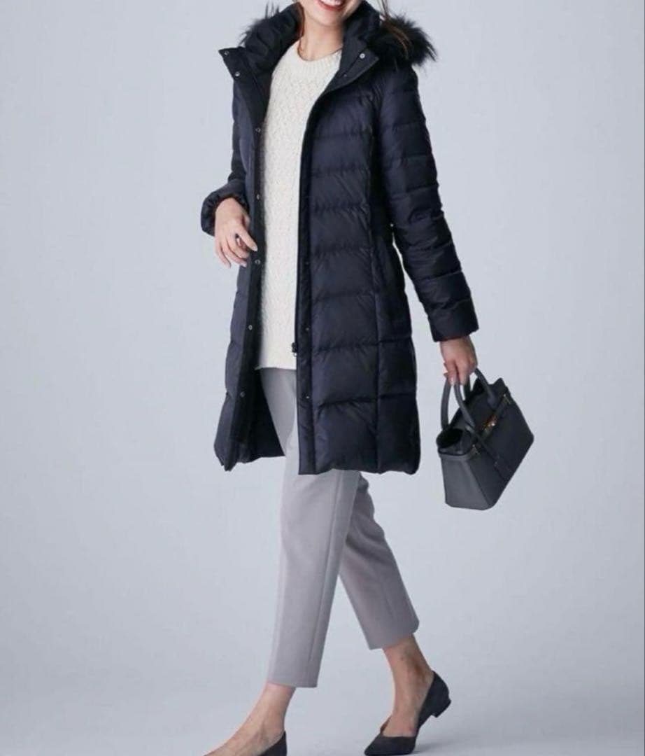 23区 シレータフタダウンコート　フォックスファー付き　ネイビー