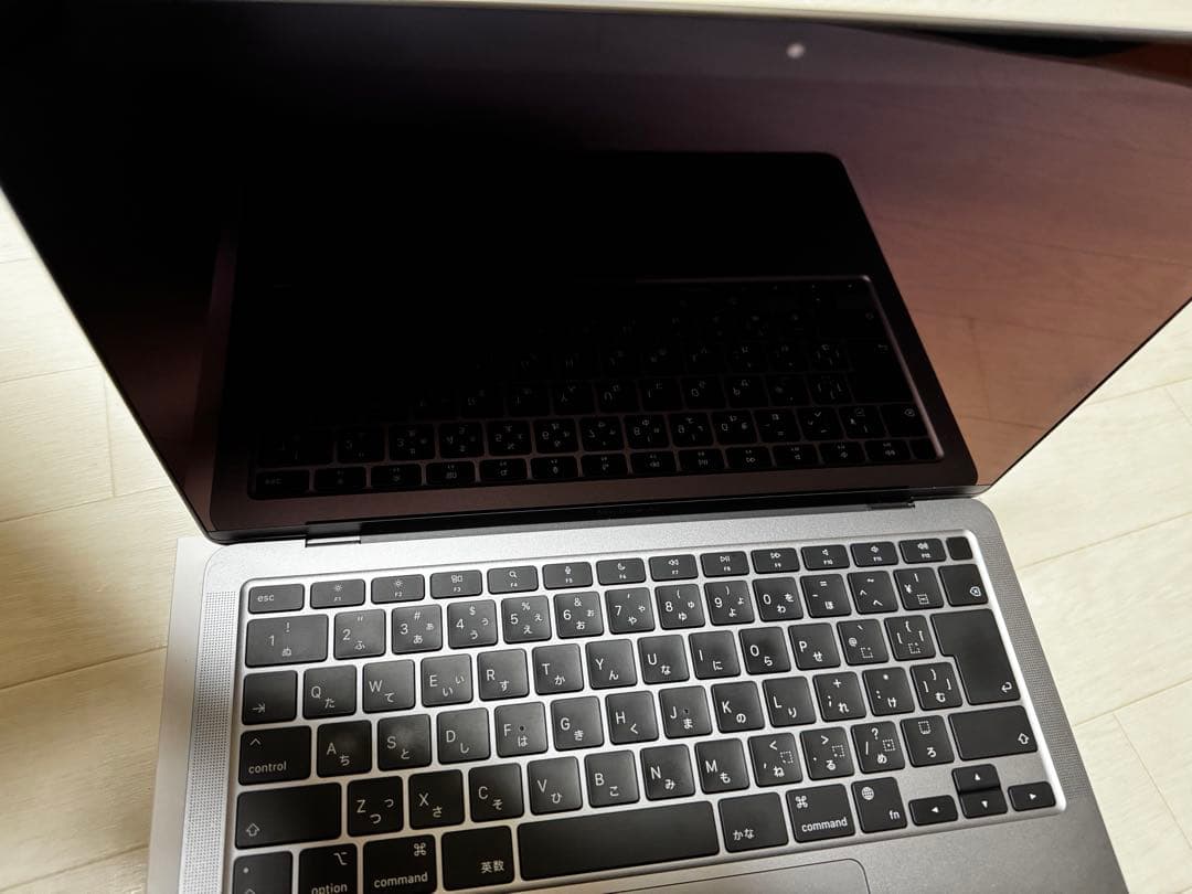 Apple MacBook Air M1 (2020)8GBメモリ256GB