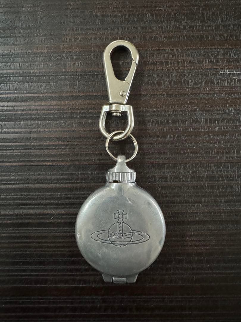 vivienne Westwood 携帯用灰皿