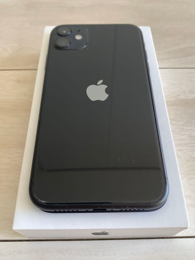 iPhone11 ほぼ未使用品 訳あり ジャンク品 リンゴループ SIMフリー