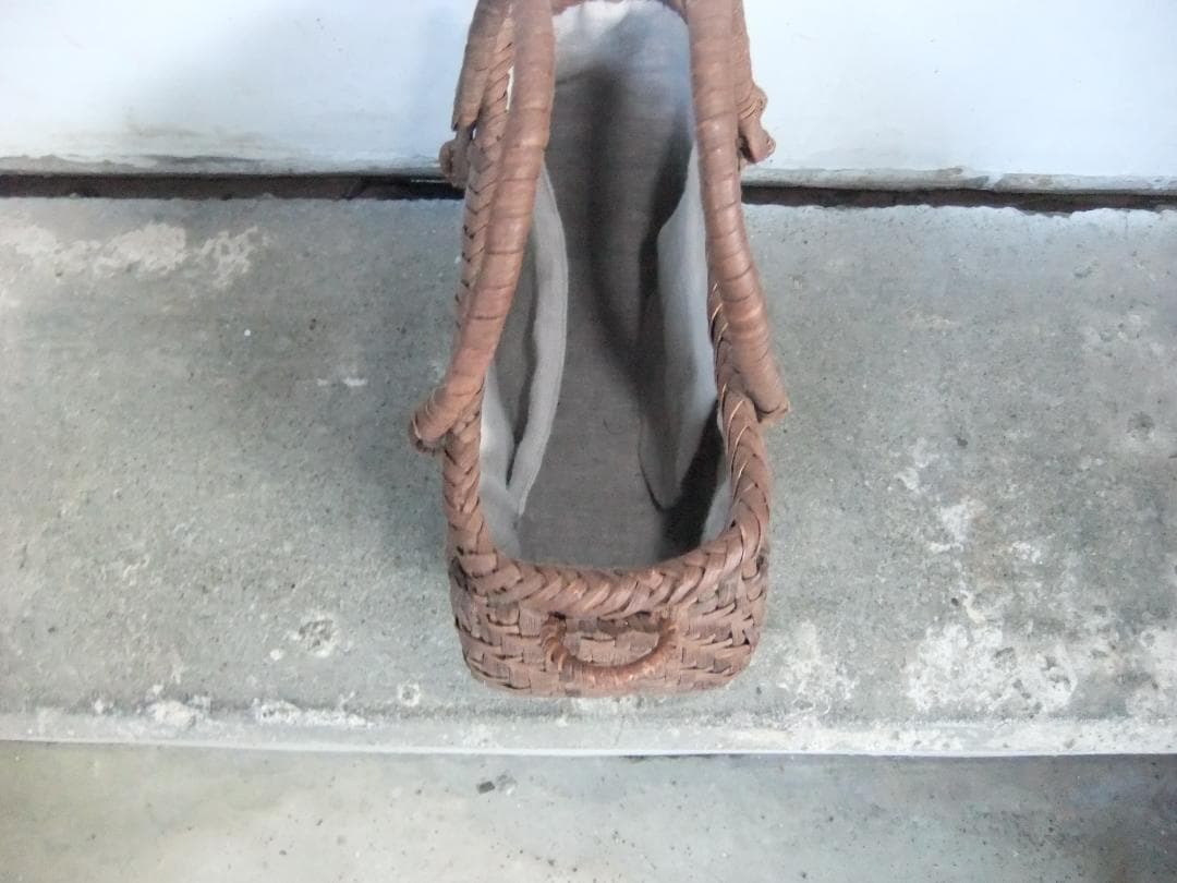 山葡萄かご　丸型小型　２way ( 手提げかご・ショルダーかご )