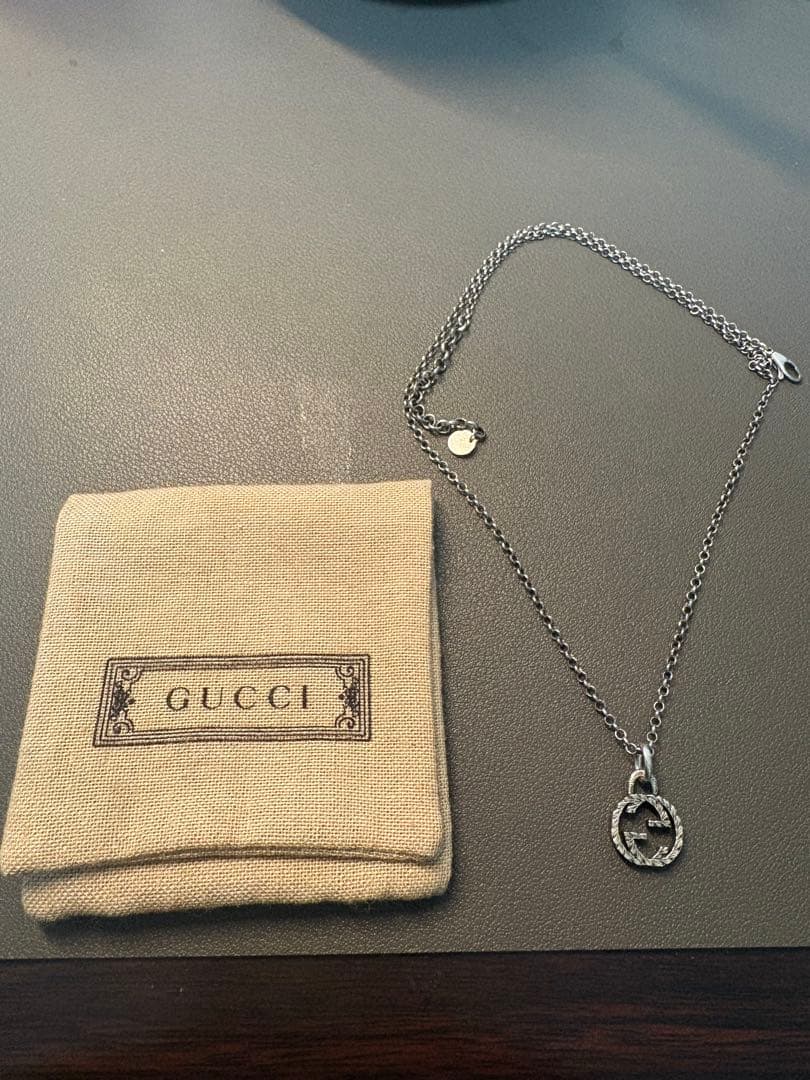 GUCCI インターロッキング　ポーチ付き