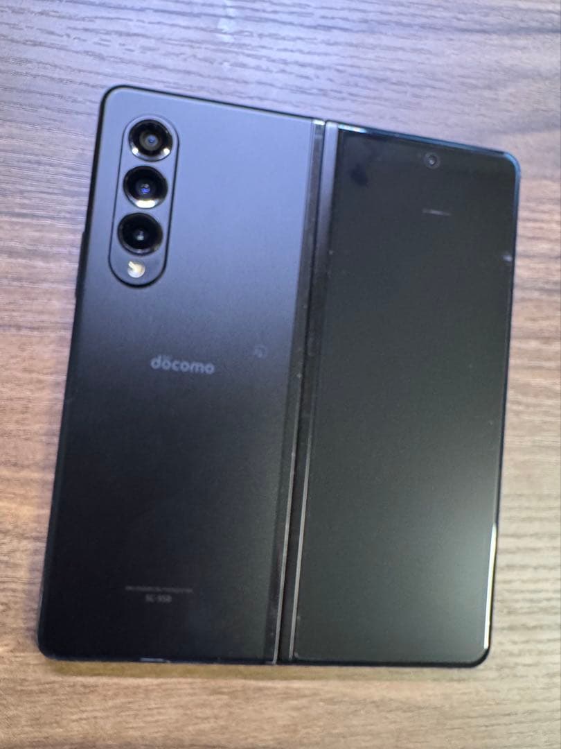 ドコモ　galaxy zfold3 本体　箱有り